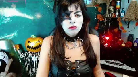    online show from October 2025 04:34:01 AM