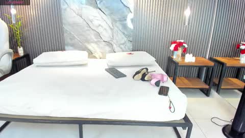 Snapshot of julietha_taylor chatting on February 2026 03:05:01 AM Julietha online show from February 2026 03:05:01 AM