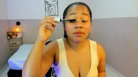 Julieth Julie online show from November 2025 11:58:01 AM