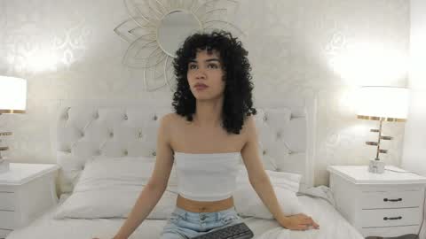 Snapshot of julietta___ chatting on April 2026 11:54:02 AM julietta online show from April 2026 11:54:02 AM