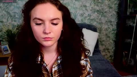 Snapshot of julietvelour chatting on November 2025 01:28:01 PM Julia online show from November 2025 01:28:01 PM