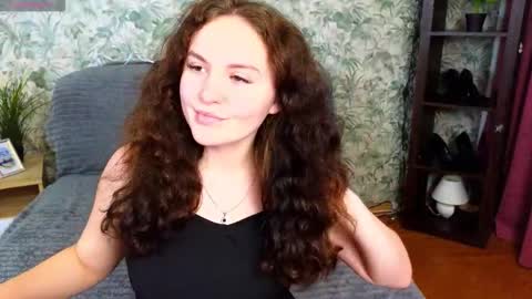 Snapshot of julietvelour chatting on December 2025 01:16:02 PM Julia online show from December 2025 01:16:02 PM