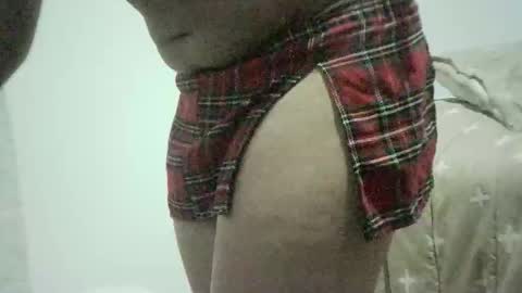 Snapshot of juligurlygirly chatting on November 2025 12:57:02 AM juligurlygirly online show from November 2025 12:57:02 AM