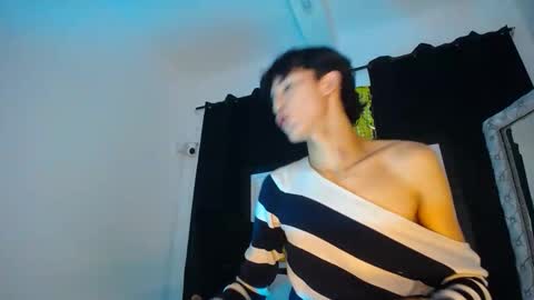 jullian online show from March 2026 08:32:01 PM