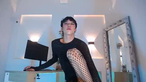 Snapshot of jullian_ricci chatting on May 2026 08:04:02 PM jullian online show from May 2026 08:04:02 PM