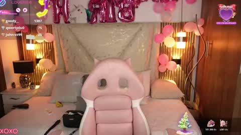 Snapshot of jullianapriv_ chatting on January 2026 05:27:02 PM jullianapriv_ online show from January 2026 05:27:02 PM