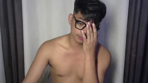 Snapshot of julz_alwayshorny chatting on February 2026 05:52:01 PM call me julz online show from February 2026 05:52:01 PM