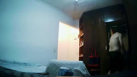 Snapshot of juneandmia chatting on January 2025 07:15:01 PM Mia online show from January 2025 07:15:01 PM