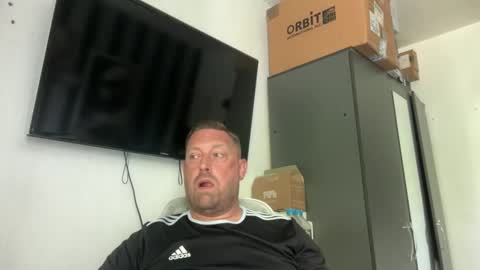 Junky online show from April 2026 12:54:02 PM