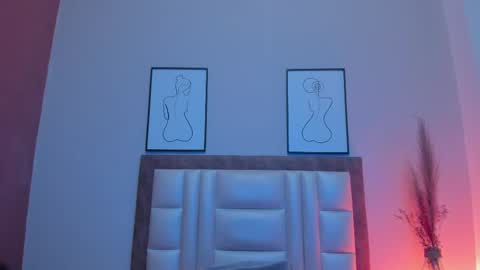 Jupiter Fox online show from September 2025 12:33:02 AM