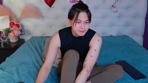 just_gay_ online show from February 2025 12:27:02 AM