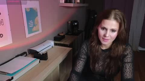 Snapshot of just_honey4u chatting on October 2025 08:53:02 PM just_honey4u online show from October 2025 08:53:02 PM