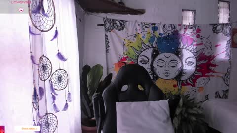 Sofia online show from February 2025 01:10:02 PM