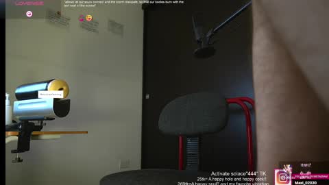 Snapshot of just_your_dreamboy chatting on February 2025 09:59:01 PM Maxi online show from February 2025 09:59:01 PM