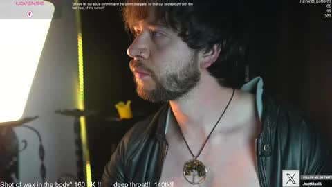 Snapshot of just_your_dreamboy chatting on November 2025 11:59:02 PM Maxi online show from November 2025 11:59:02 PM