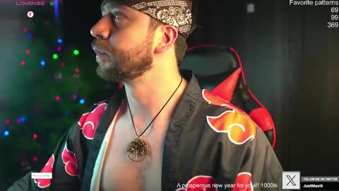 Snapshot of just_your_dreamboy chatting on January 2026 01:00:02 AM Maxi online show from January 2026 01:00:02 AM