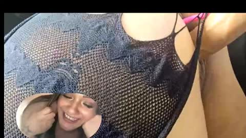 Snapshot of justagirlof chatting on February 2025 06:39:01 AM Layla online show from February 2025 06:39:01 AM