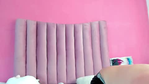 JUSTIN Y JAZMIN online show from February 2025 09:40:01 PM