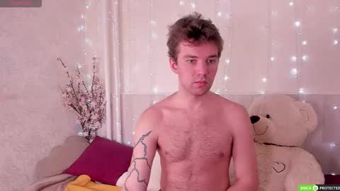 Arthur online show from November 2025 08:35:01 AM