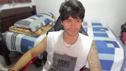 Snapshot of justin_stark1 chatting on December 2024 11:28:02 PM Diego online show from December 2024 11:28:02 PM