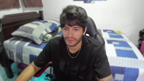 Snapshot of justin_stark1 chatting on January 2025 12:55:01 AM Diego online show from January 2025 12:55:01 AM