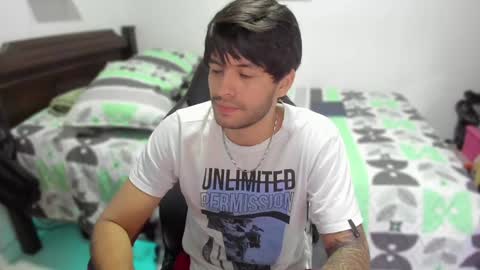 Snapshot of justin_stark1 chatting on January 2025 01:08:01 AM Diego online show from January 2025 01:08:01 AM