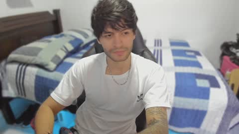 Snapshot of justin_stark1 chatting on February 2025 05:55:02 PM Diego online show from February 2025 05:55:02 PM