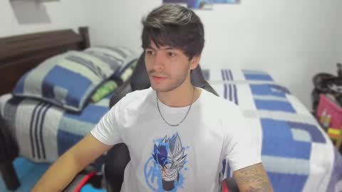 Snapshot of justin_stark1 chatting on February 2025 11:45:01 PM Diego online show from February 2025 11:45:01 PM