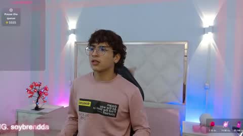 Snapshot of justin_tay1 chatting on February 2026 03:28:02 AM justin online show from February 2026 03:28:02 AM