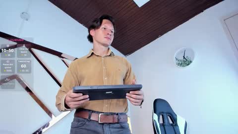 Justin  online show from February 2026 07:40:01 PM