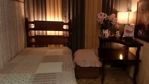 justine_hunk online show from December 2024 10:50:02 AM