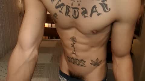 justine_hunk online show from March 2026 06:13:01 PM