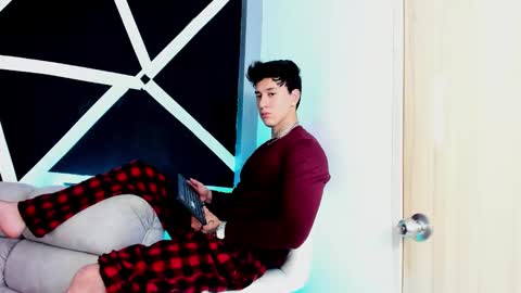 justinfuller_31 online show from September 2025 06:54:01 PM