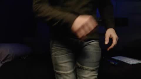 justinmoore1987 online show from March 2026 12:33:02 PM