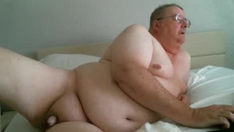 Snapshot of justmedm64 chatting on December 2024 05:41:02 PM justmedm64 online show from December 2024 05:41:02 PM