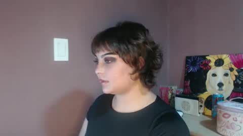 justyenna online show from April 2026 06:47:02 AM