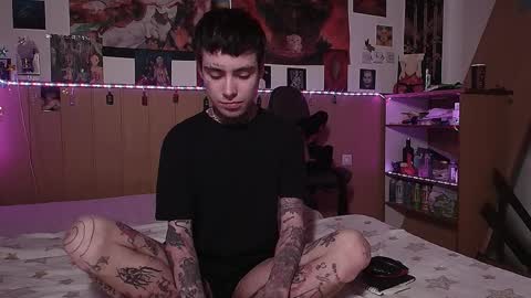 Juuzou hehim u can call me Juz online show from April 2026 06:24:02 PM