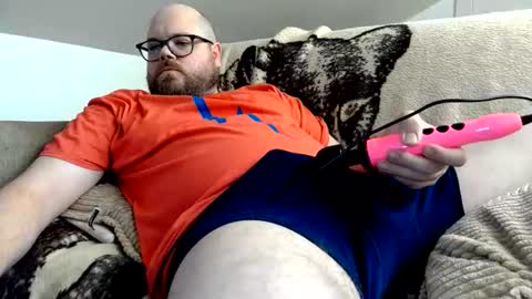 Snapshot of jwineness chatting on June 2026 08:37:02 PM MidsizeBiGuy online show from June 2026 08:37:02 PM