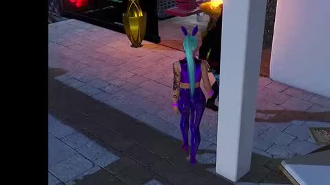 Baird Connor online show from October 2025 05:27:02 AM