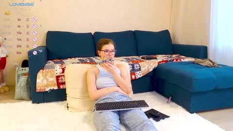 KITTY AND NICK Broadcast start time 10 am and 10 pm Moscow time online show from December 2024 05:39:02 AM