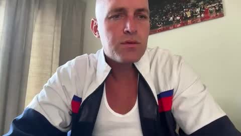 k2126k online show from April 2026 04:52:01 PM