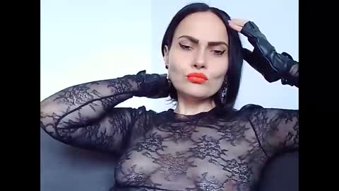 k_queen36 online show from June 2026 11:24:02 AM