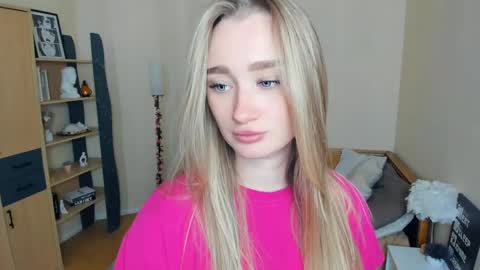 Snapshot of kaceyeichel chatting on April 2026 08:39:01 AM Alice online show from April 2026 08:39:01 AM