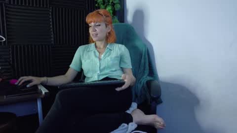 Snapshot of kad_kad chatting on February 2025 09:47:02 PM Kanela online show from February 2025 09:47:02 PM