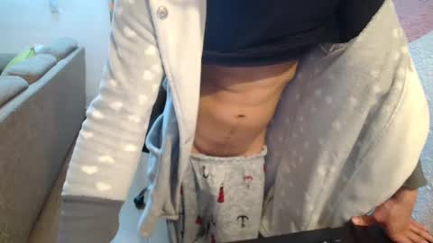 Snapshot of kael_art_d chatting on December 2024 04:45:01 AM kael_art_d online show from December 2024 04:45:01 AM