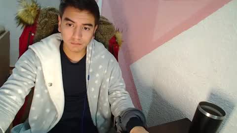 Snapshot of kael_art_d chatting on December 2024 02:34:02 AM kael_art_d online show from December 2024 02:34:02 AM