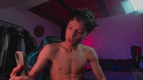 Kael Owens online show from November 2025 05:59:01 PM