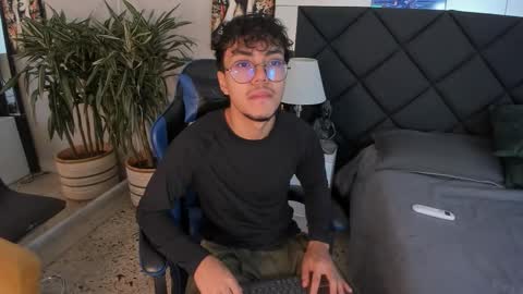 kai_storn online show from March 2026 11:29:02 AM