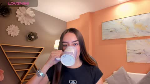 Snapshot of kaiaferreira chatting on January 2025 12:05:02 PM Kaia Ferreira online show from January 2025 12:05:02 PM