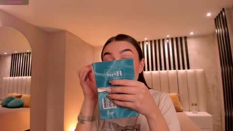 Kaia Ferreira online show from February 2026 04:38:01 PM